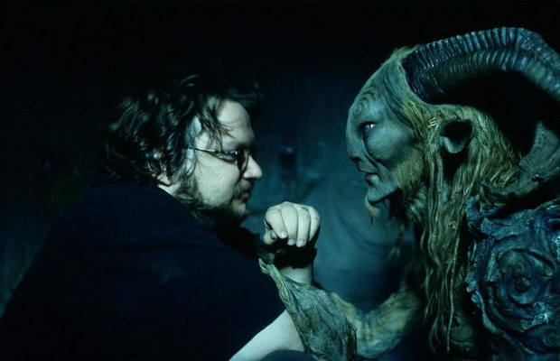 Η DC απαντά με τον Guillermo Del Toro