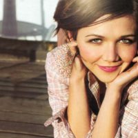 Στη μικρή οθόνη και η Maggie Gyllenhaal